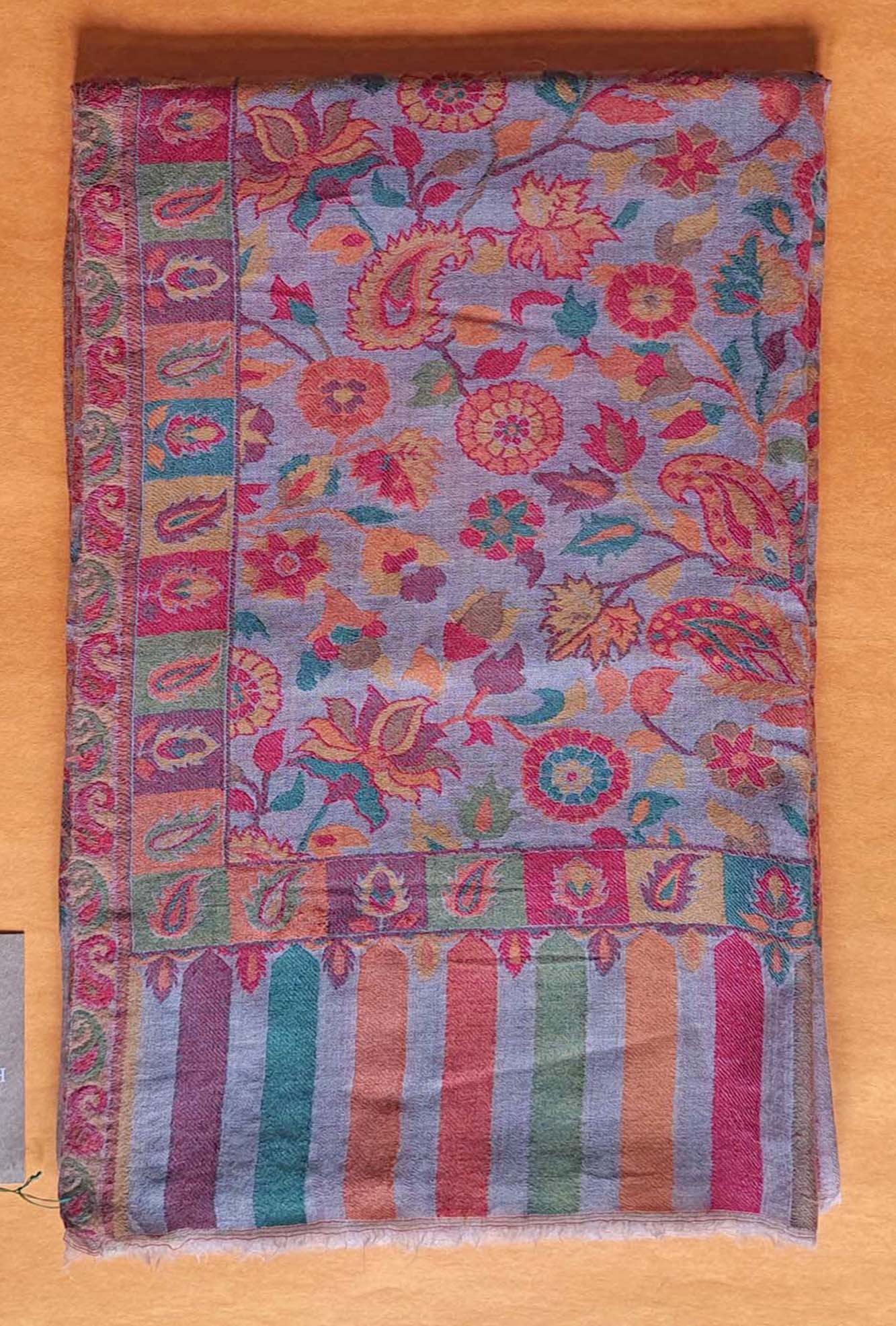 Pashmina Kani Saffron Garden