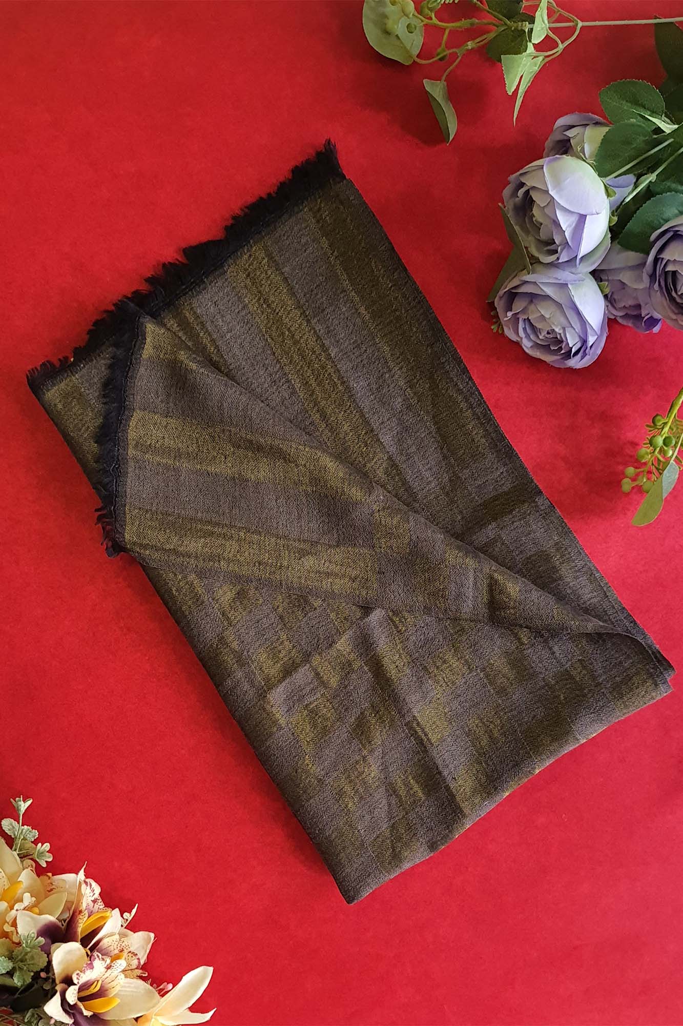 Women Pashmina Stole Checkered Gold