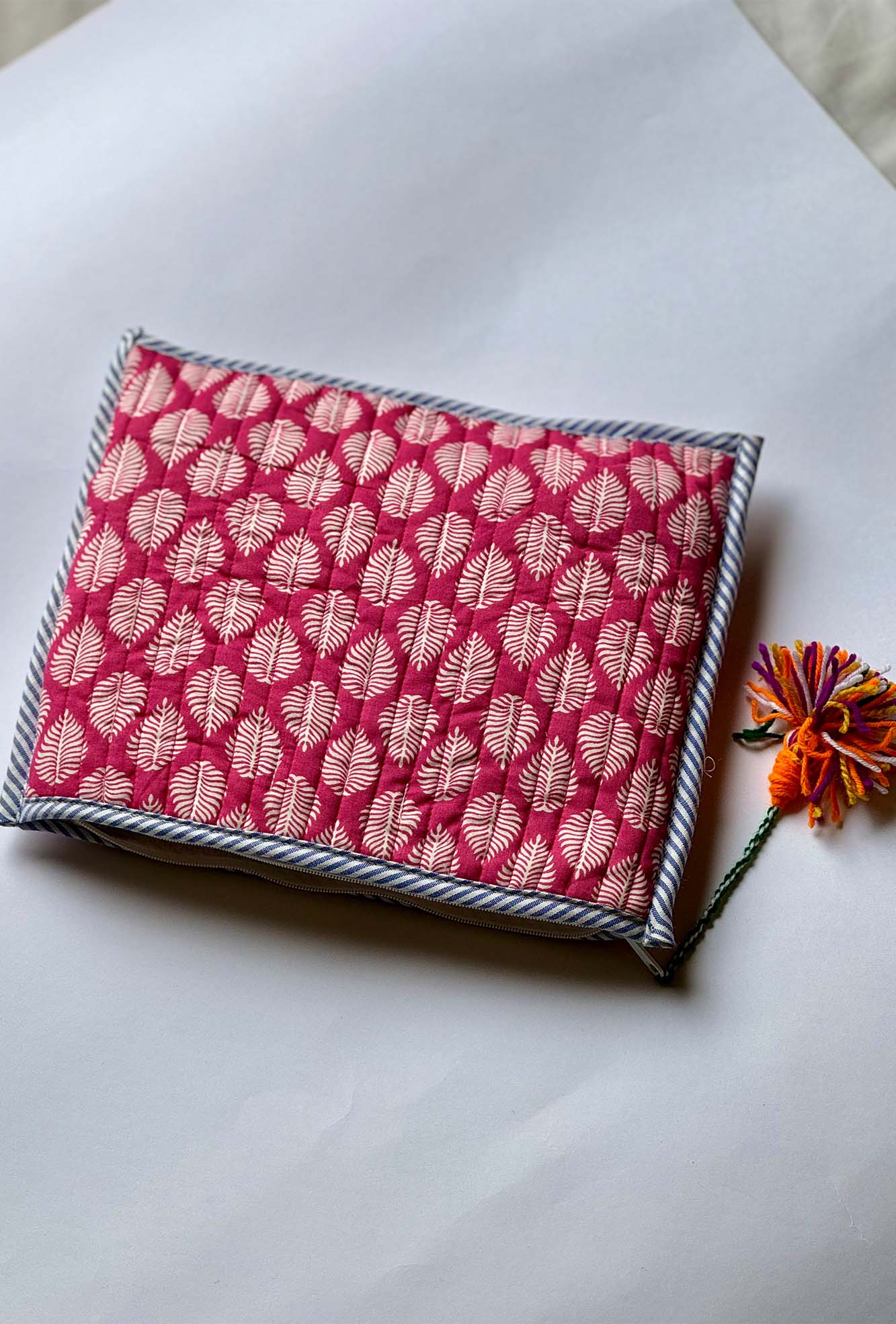 PInk Leaf Pouch Set of 3 - Flat Quilted