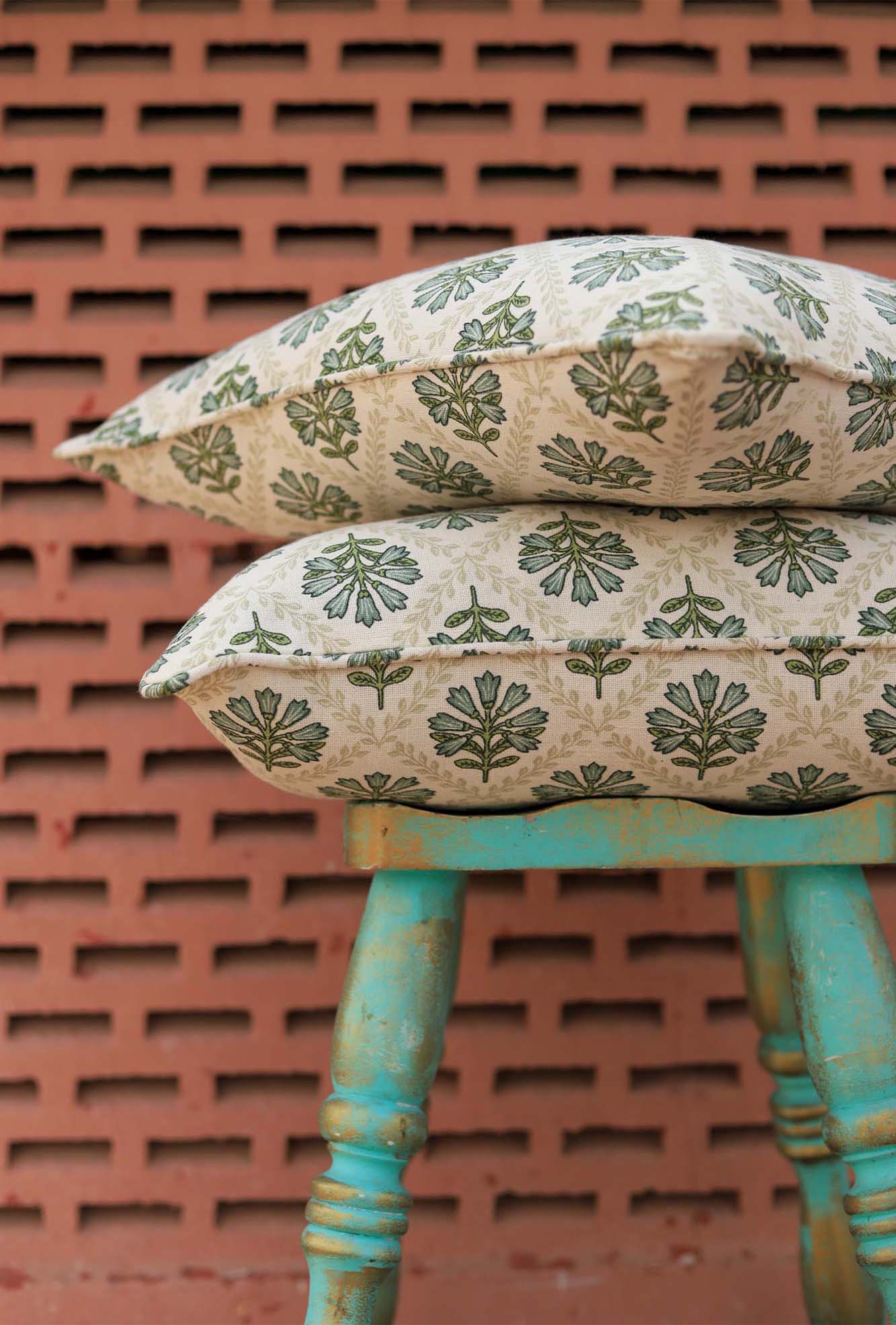 Cushion Cover Green Leaf