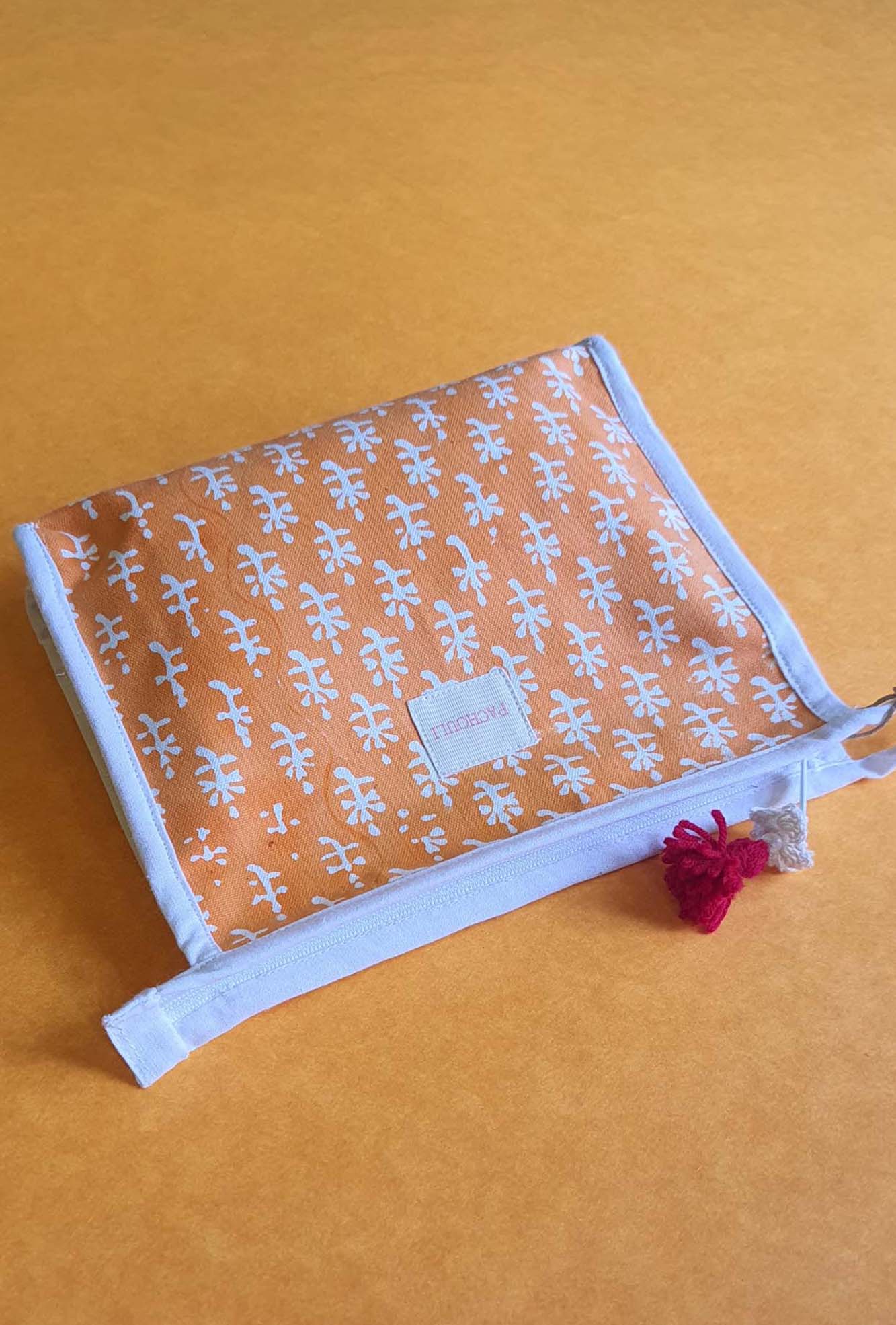 Pouch Canvas Orange Booti