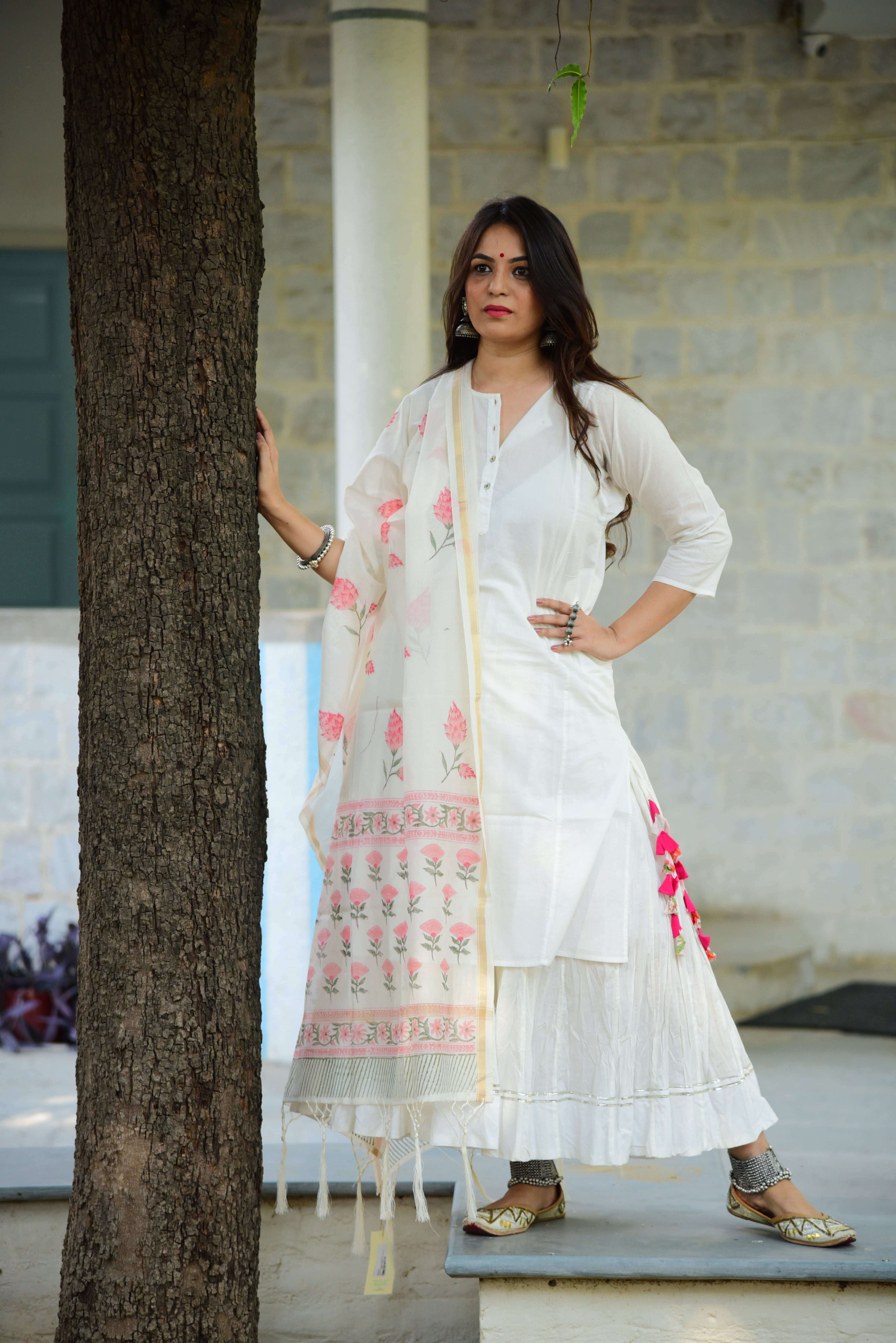 Women Kurta Skirt 3 PC Set