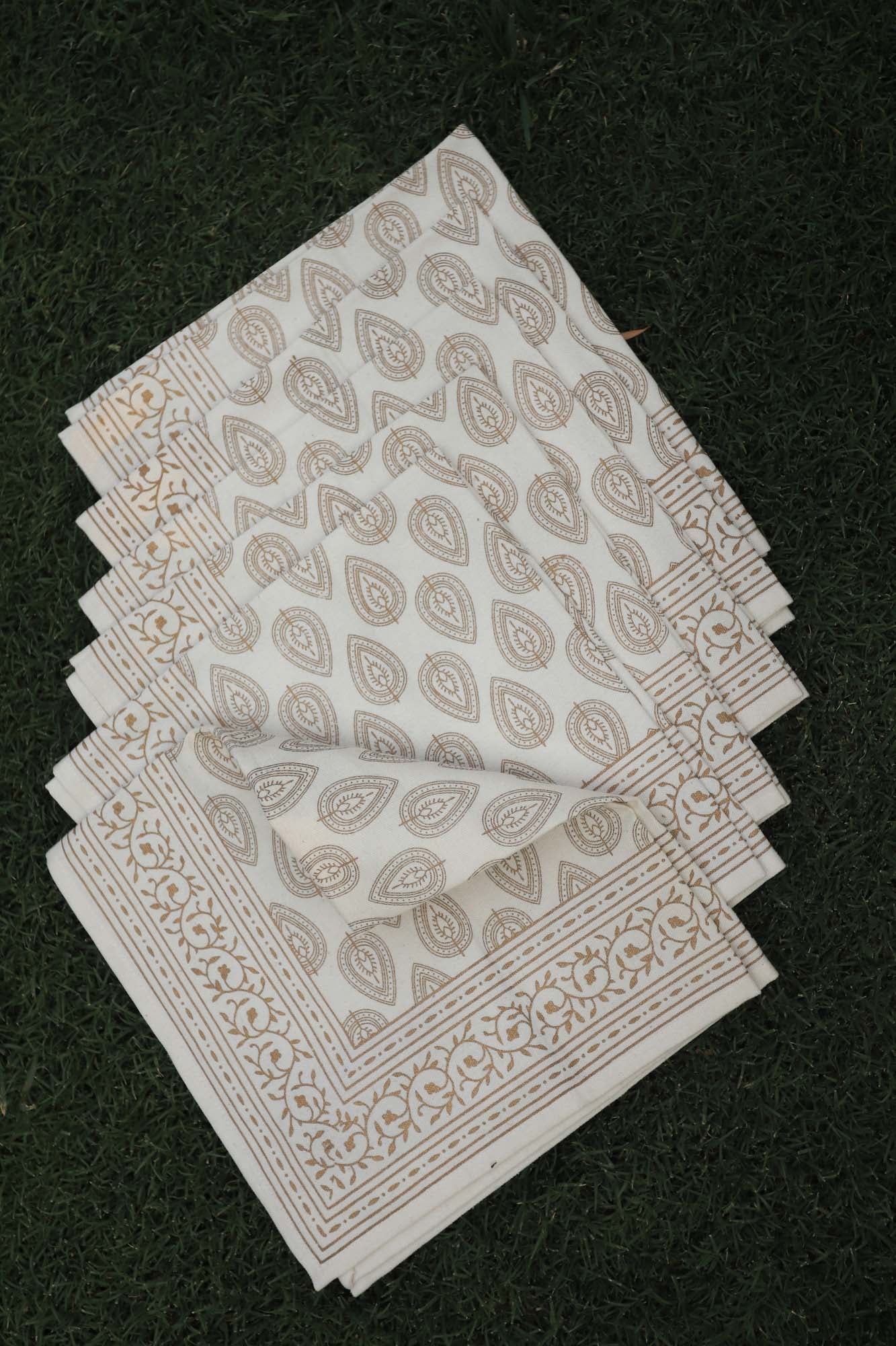 Napkin Set of 6 Gold Leaf