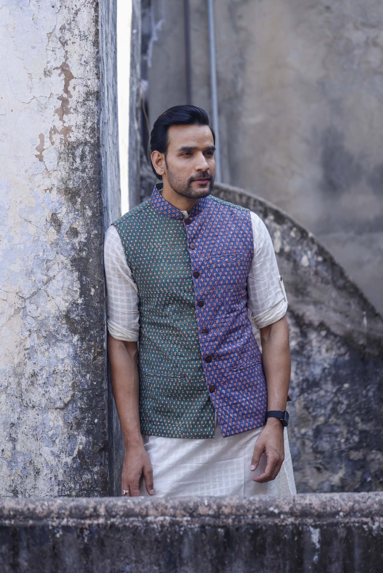 Tinny Flower Nehru Jacket