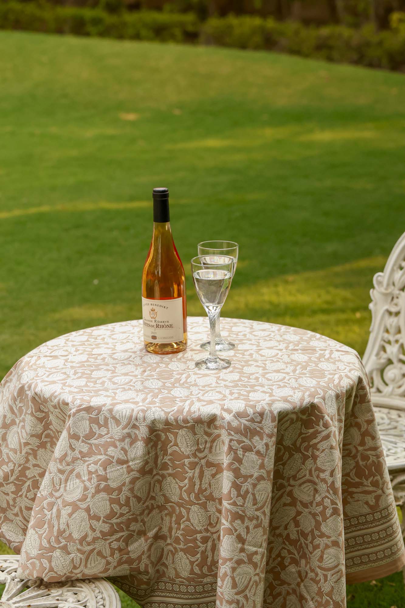 Table Cover Round Marigold Baize