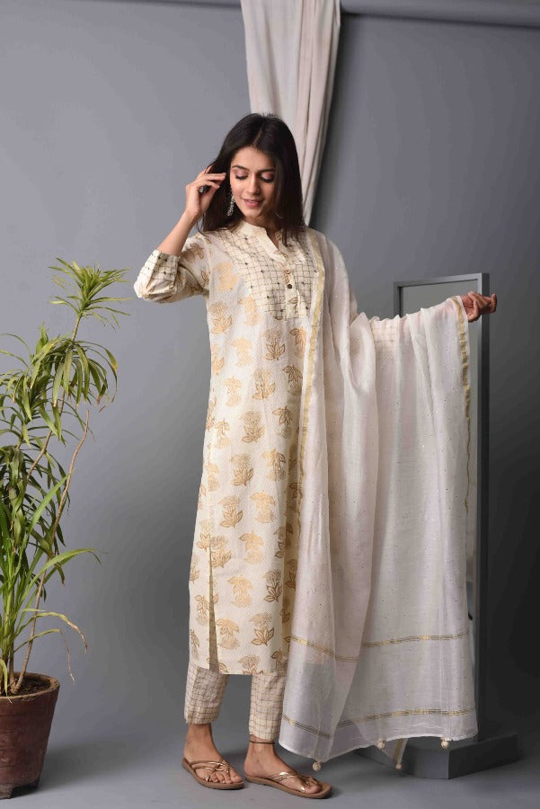 Kurta Set Women Set of 2 Golden Motifs