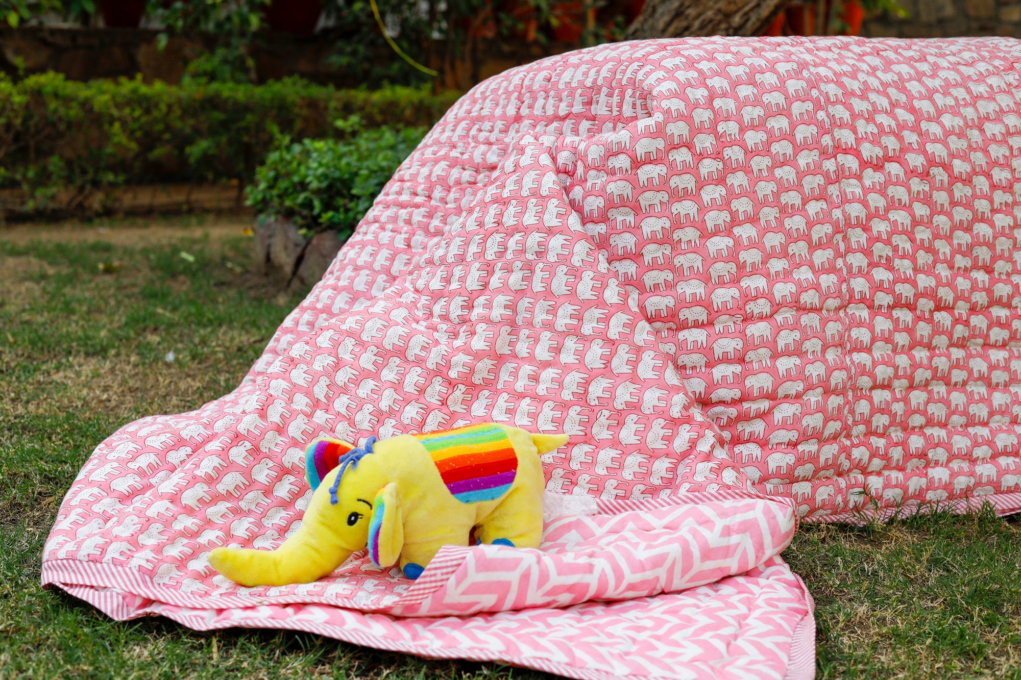 Kids Quilt-Pink Elephant