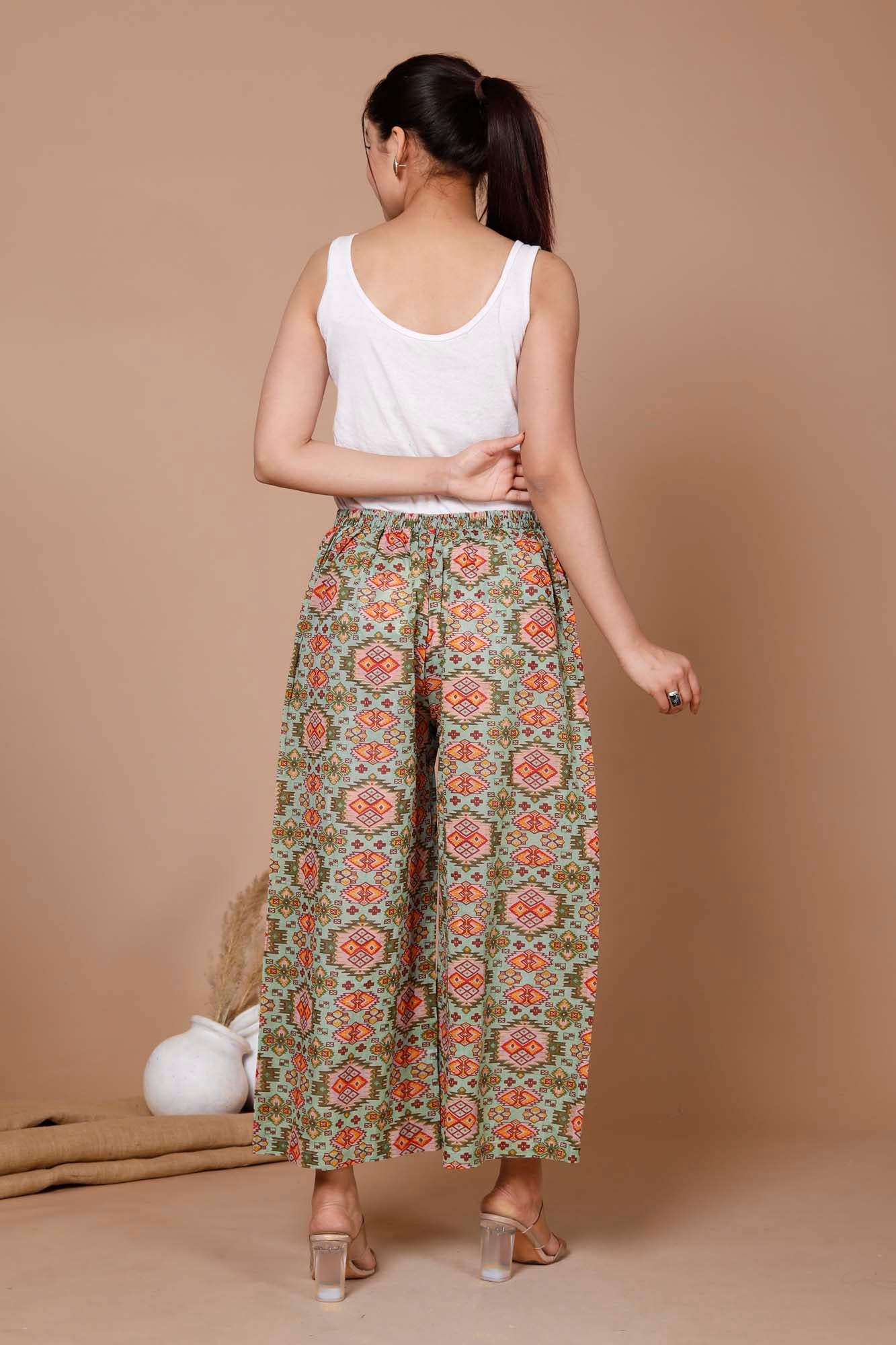 Women Broad Pant Green Geometrical