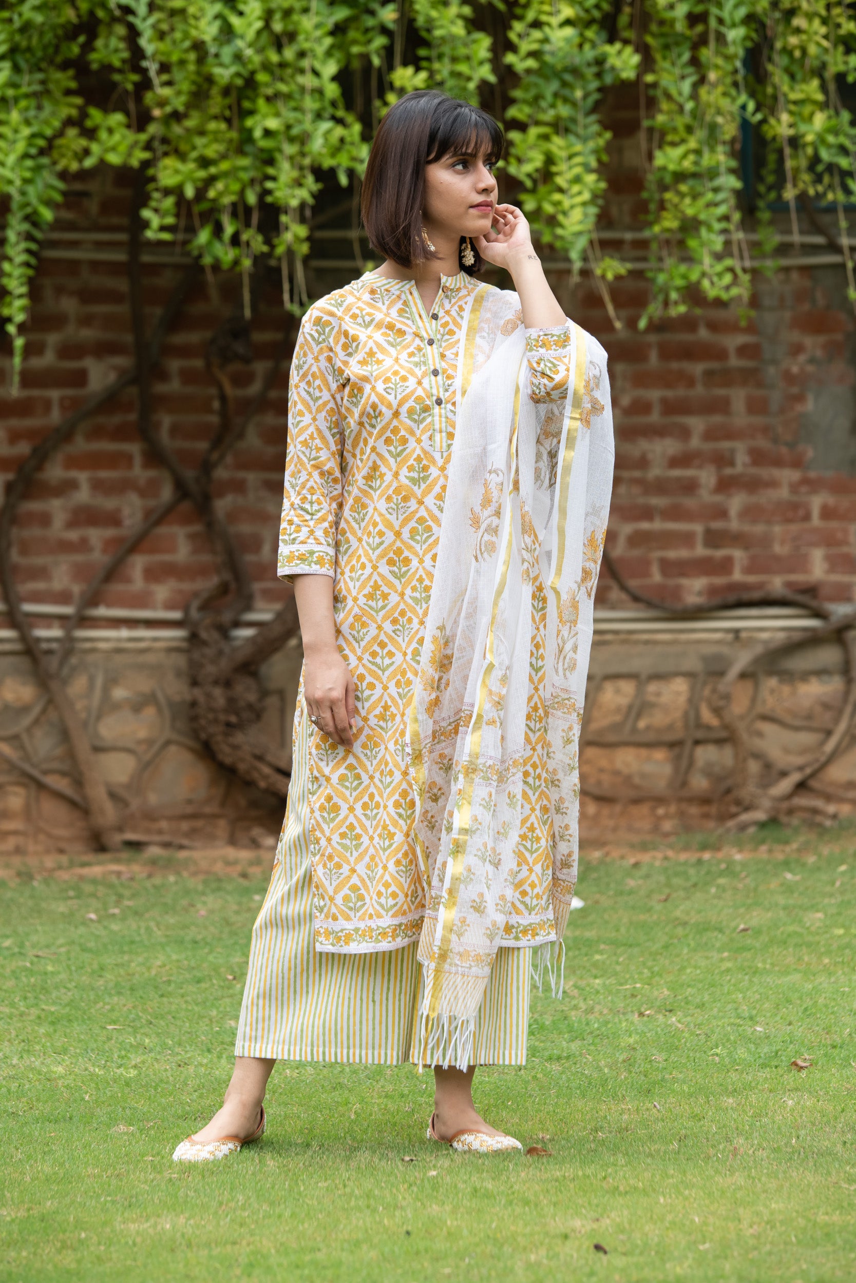 Ochre Yellow Green Straight Kurta S/3